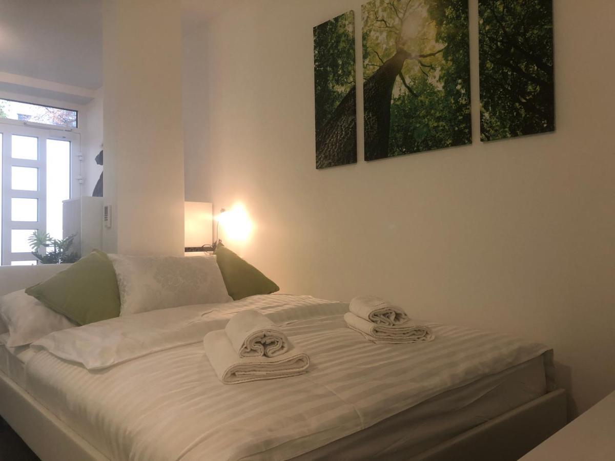 Апартаменти Luxury Central Studio Under The Castle Любляна Екстер'єр фото
